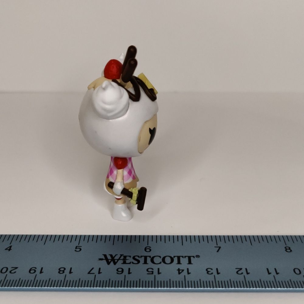 TokiDoki Donutella  - Picture 4 of 4